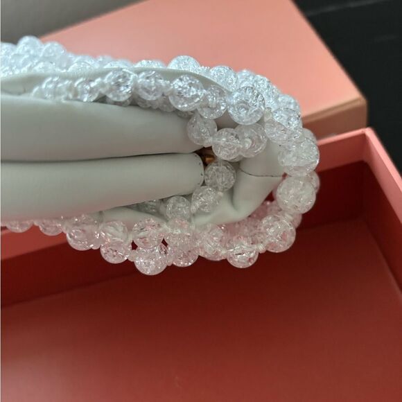 NWOT cult Gaia White Beaded Clutch - Picture 9 of 16